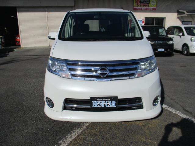 2009 Nissan Serena