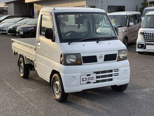 2010 Nissan Clipper Truck – thumbnail 2