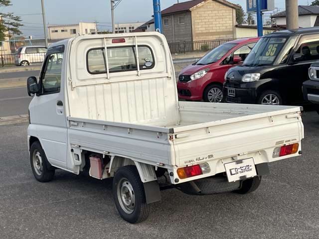 2010 Nissan Clipper Truck – thumbnail 4