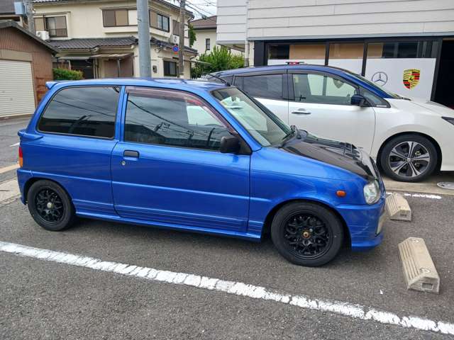1996 Daihatsu Mira – thumbnail 4