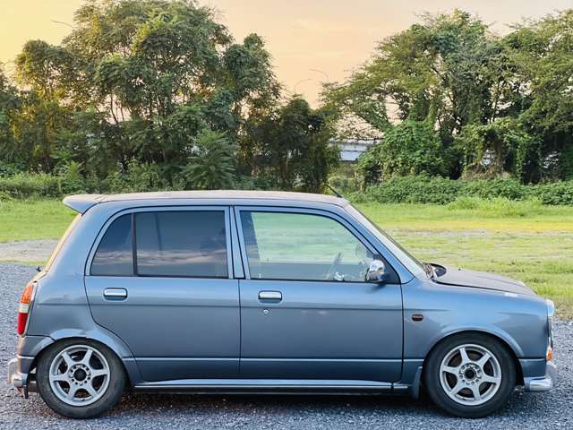 2002 Daihatsu Mira Gino – thumbnail 4