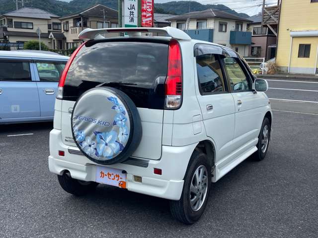 2004 Daihatsu Terios Kid – thumbnail 2