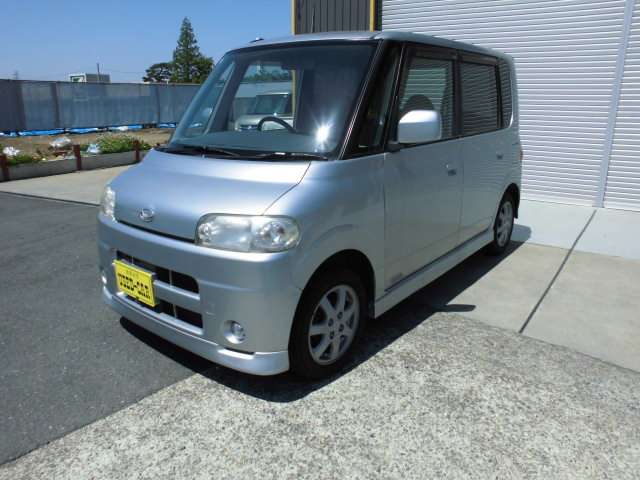2005 Daihatsu Tanto – thumbnail 3