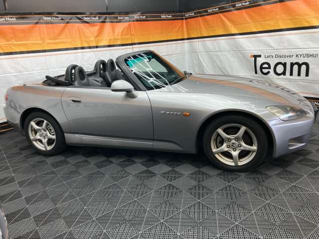 2001 Honda S2000 – thumbnail 4