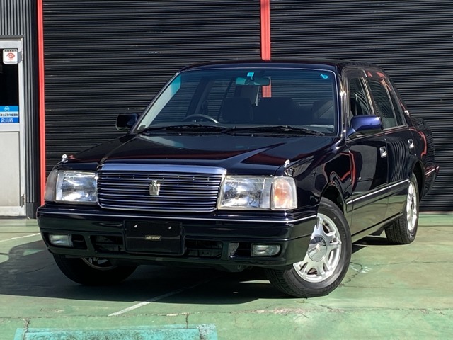 2003 Toyota Crown Sedan