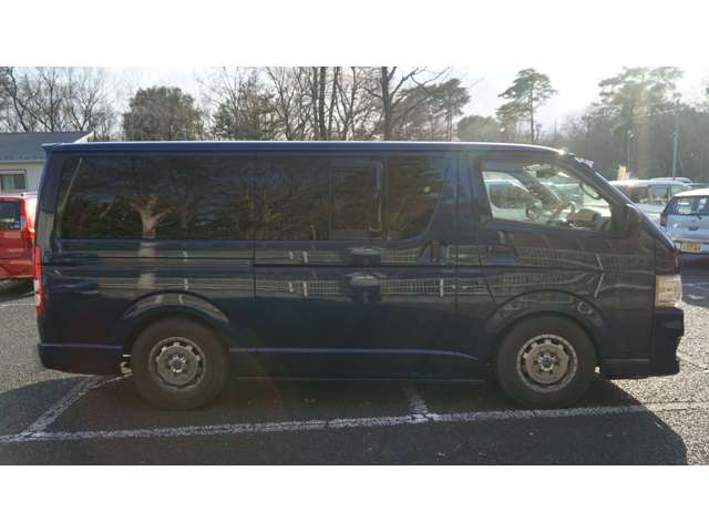 2007 Toyota Hiace – thumbnail 4