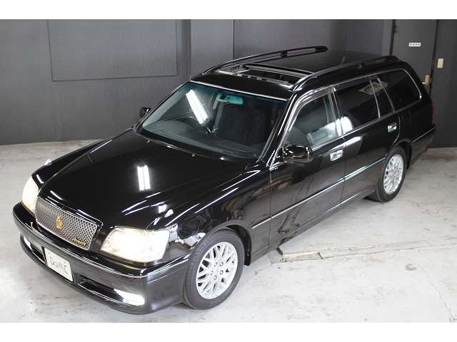 2005 Toyota Crown Estate – thumbnail 3