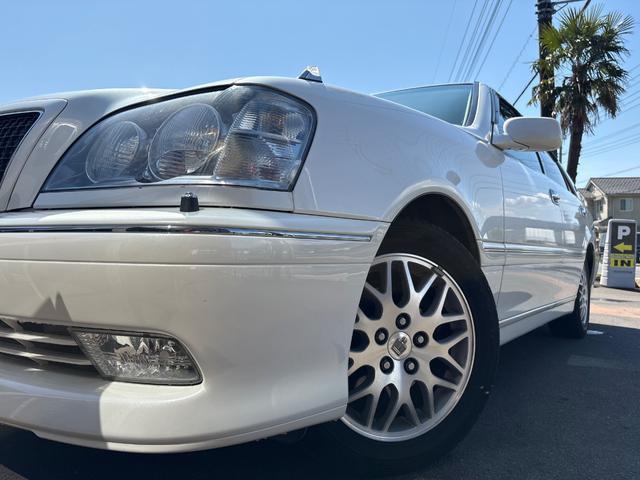 1999 Toyota Crown Athlete – thumbnail 2