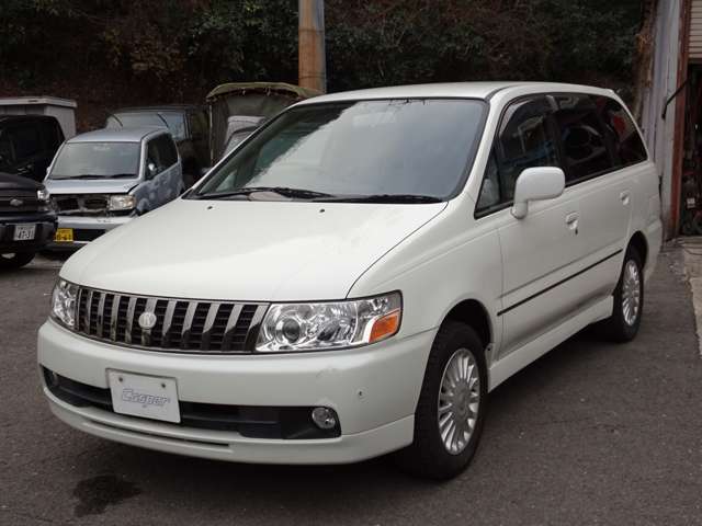 2001 Nissan Bassara – thumbnail 4