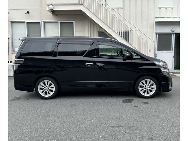 2009 Toyota Vellfire – thumbnail 4