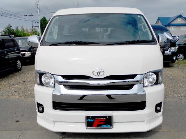 2005 Toyota Hiace