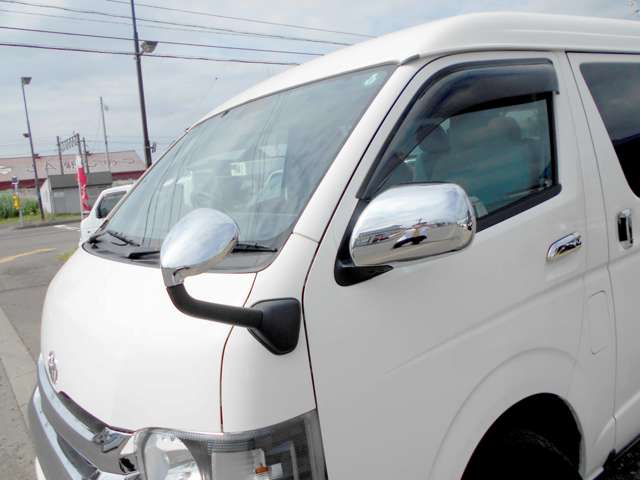 2005 Toyota Hiace – thumbnail 4