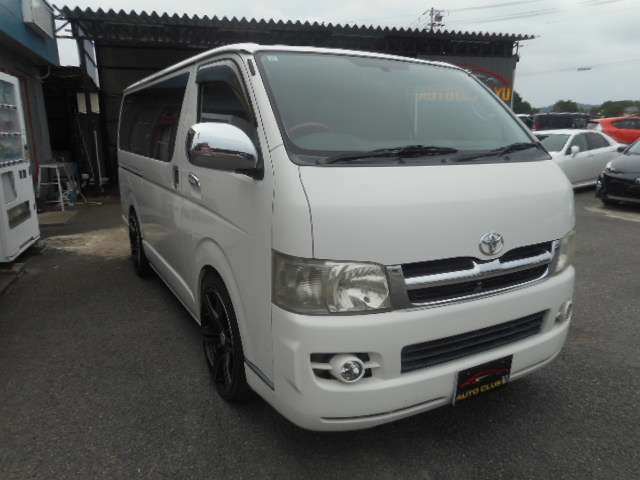 2006 Toyota Hiace – thumbnail 4