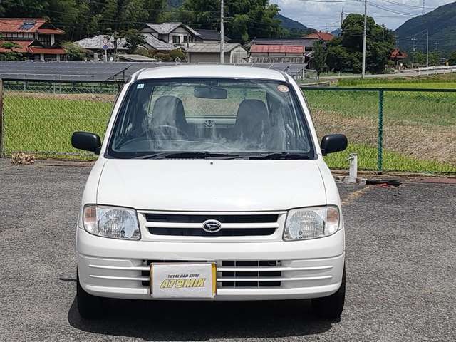 1999 Daihatsu Mira – thumbnail 2