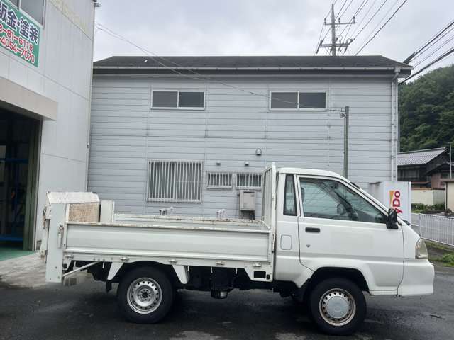 2001 Toyota LiteAce Track – thumbnail 4