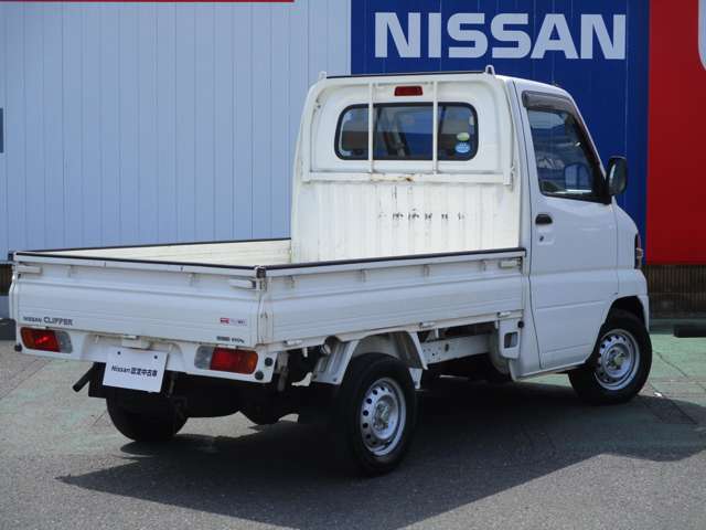 2009 Nissan Clipper Truck – thumbnail 2