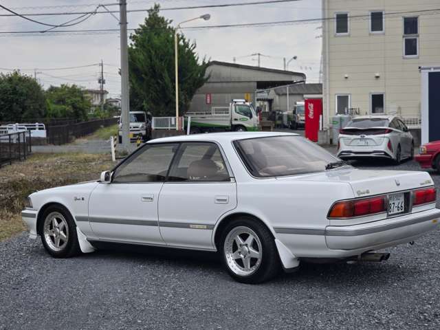 1989 Toyota Mark2 Sedan – thumbnail 3