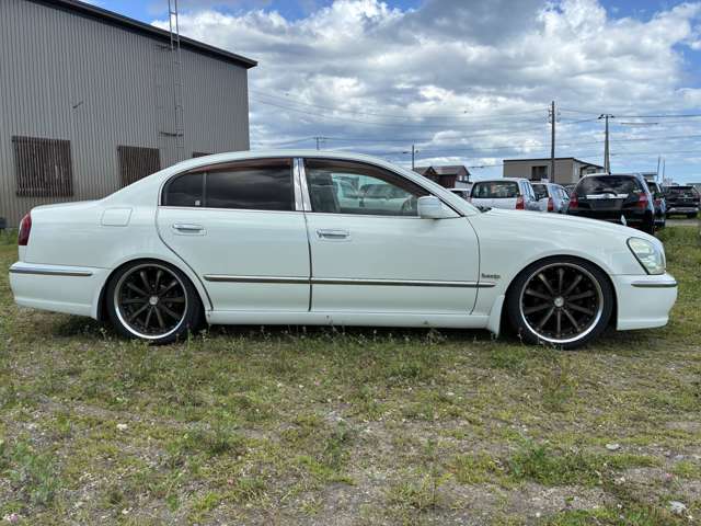 2006 Nissan President – thumbnail 3