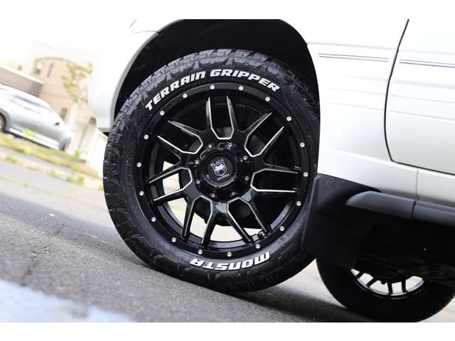 2007 Toyota Land Cruiser 100 – thumbnail 4