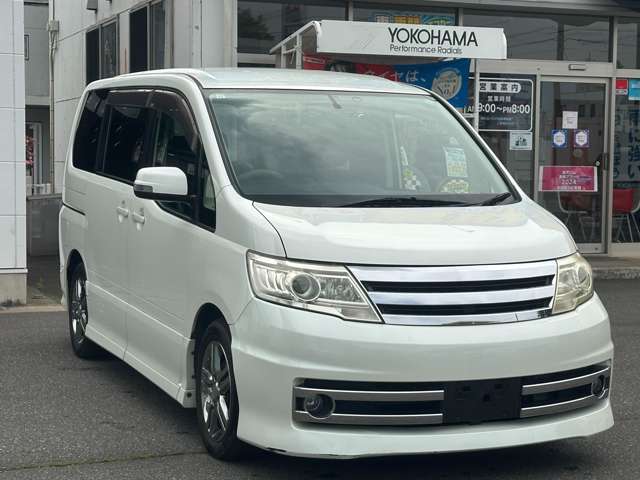 2009 Nissan Serena – thumbnail 3