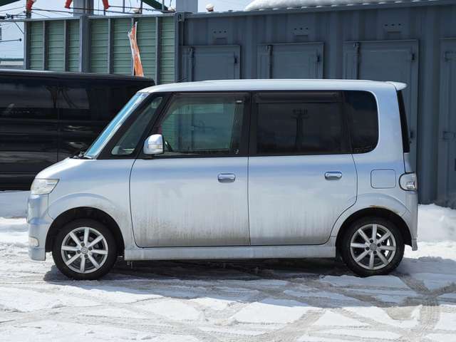 2005 Daihatsu Tanto – thumbnail 2