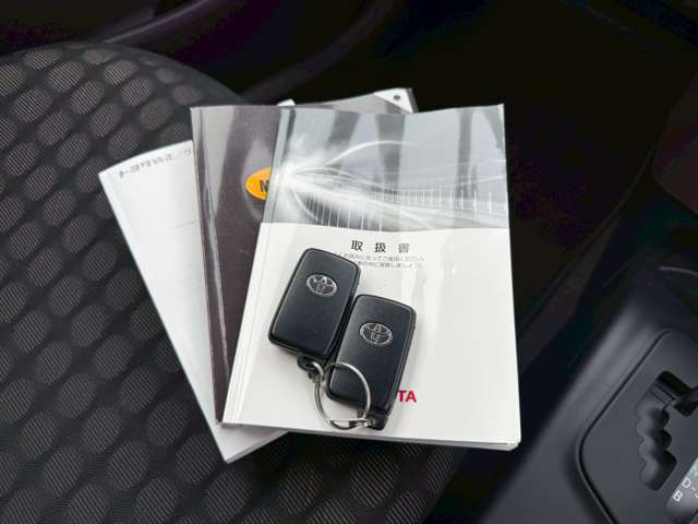 2009 Toyota iQ – thumbnail 4