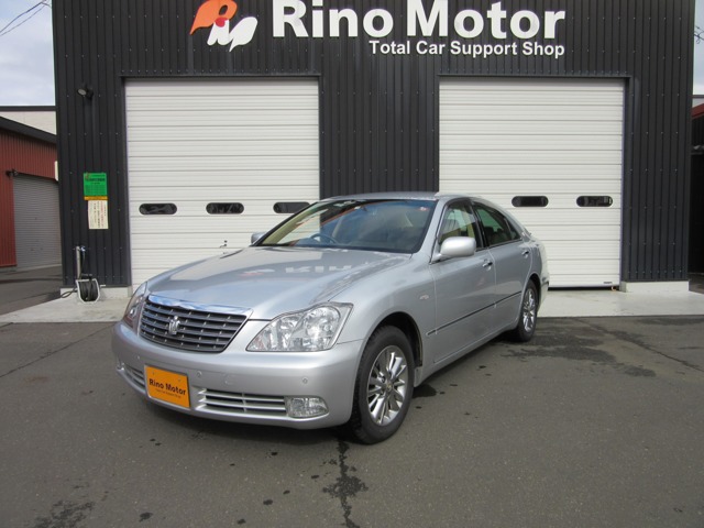 2007 Toyota Crown Royal
