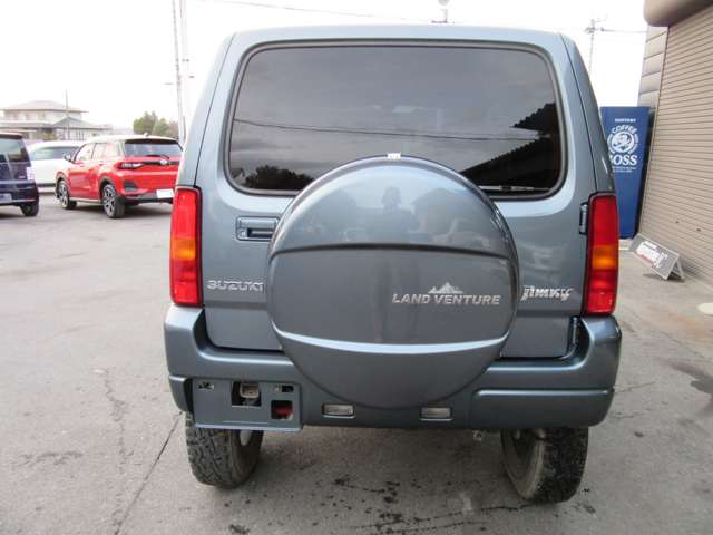 2005 Suzuki Jimny – thumbnail 4