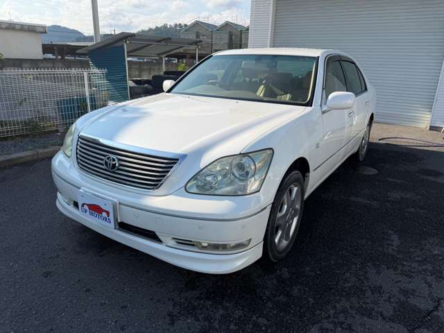 2004 Toyota Celsior – thumbnail 2