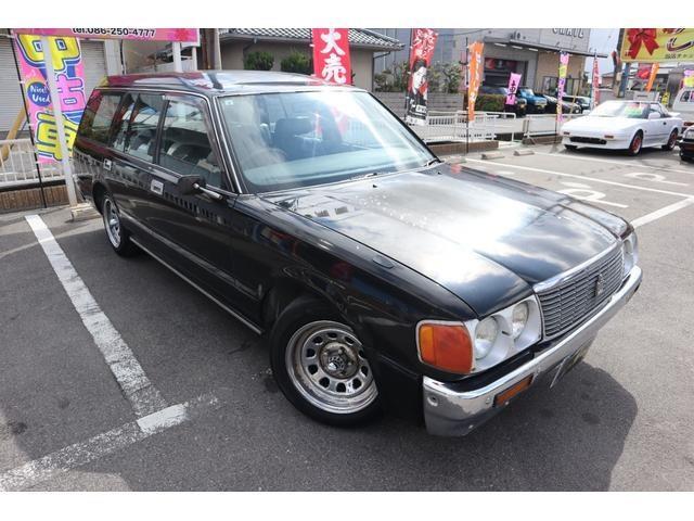 1999 Toyota Crown Van – thumbnail 3