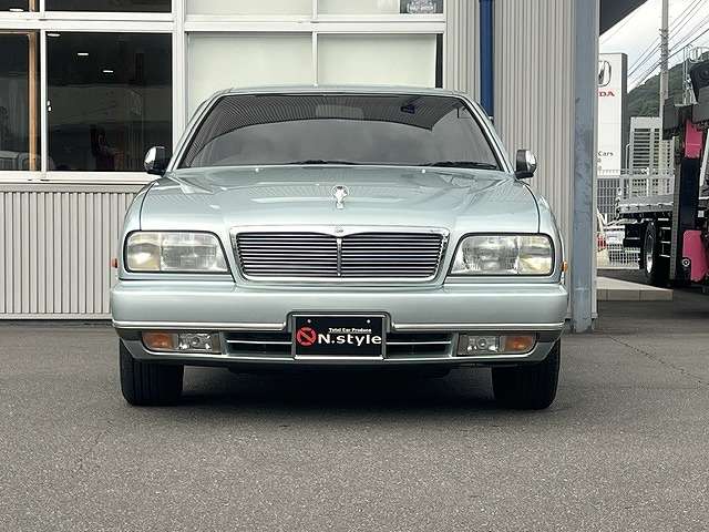 1991 Nissan Cima – thumbnail 2