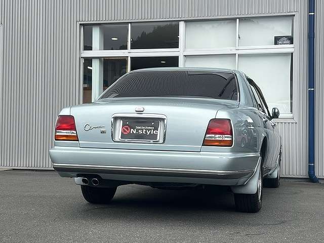 1991 Nissan Cima – thumbnail 4