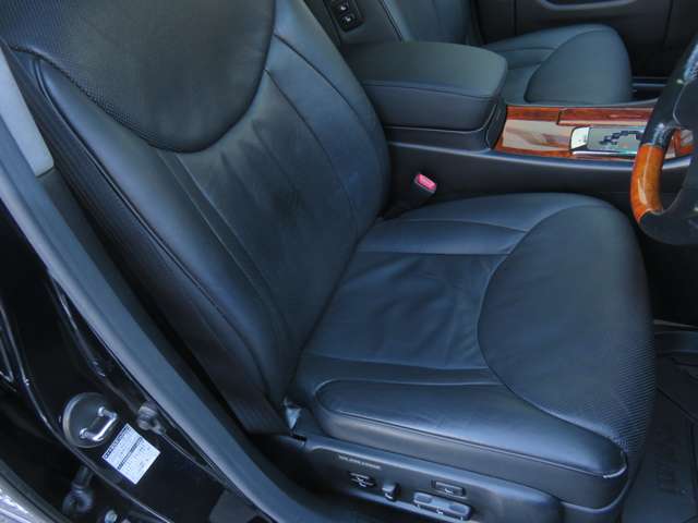 2003 Toyota Celsior – thumbnail 3