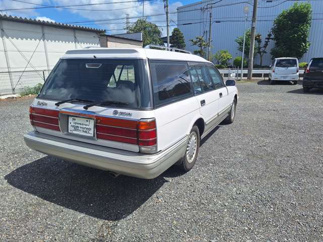 1999 Toyota Crown Wgn – thumbnail 4