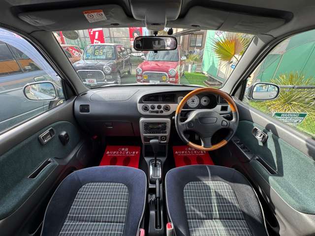 2001 Daihatsu Mira Gino – thumbnail 3