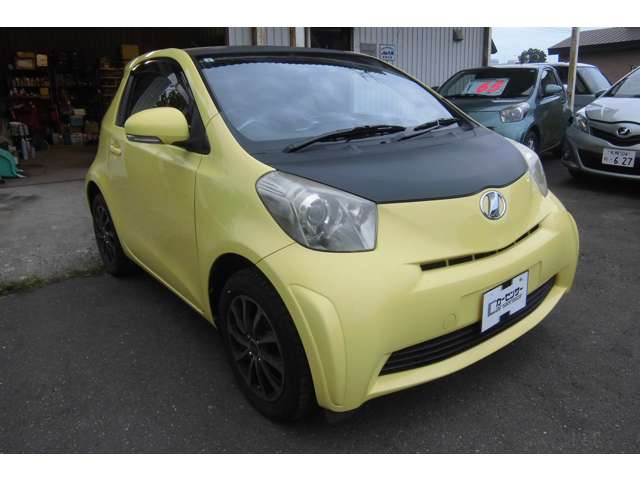 2009 Toyota iQ – thumbnail 3