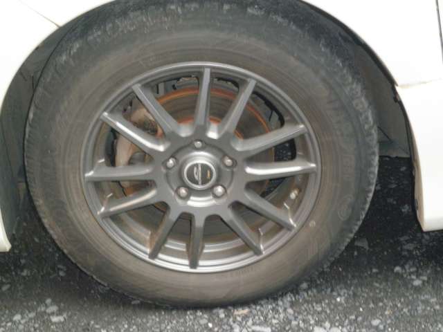 2010 Toyota Voxy – thumbnail 3