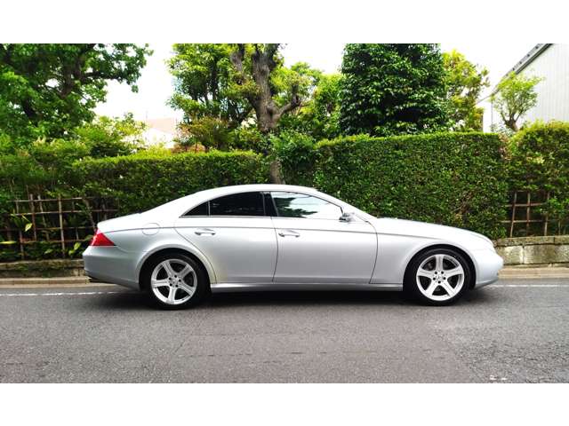 2005 Mercedes-Benz CLS-Class – thumbnail 2