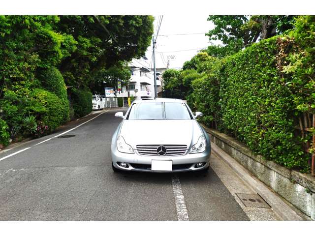 2005 Mercedes-Benz CLS-Class – thumbnail 4