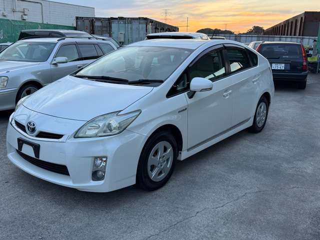 2010 Toyota Prius – thumbnail 4