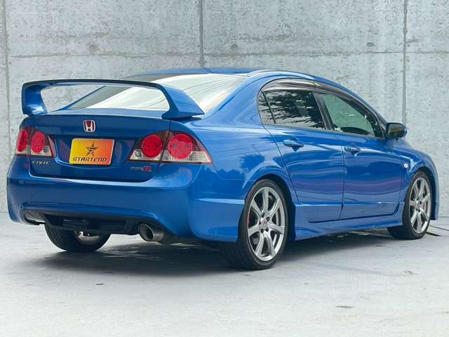 2007 Honda Civic Type R – thumbnail 4