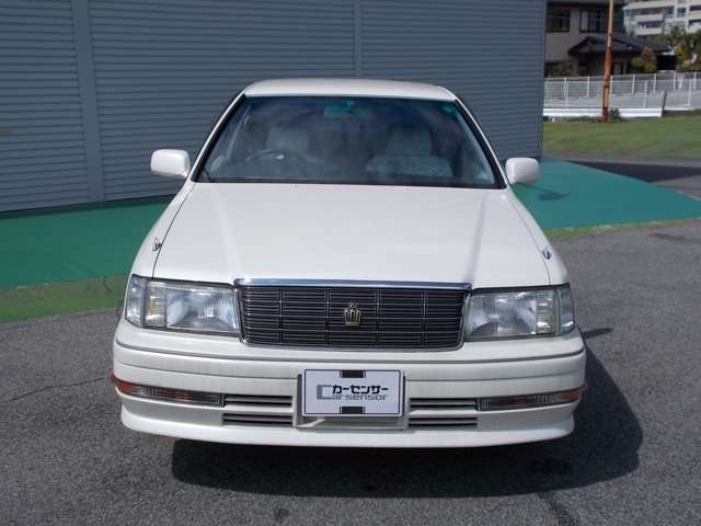 1996 Toyota Crown – thumbnail 2