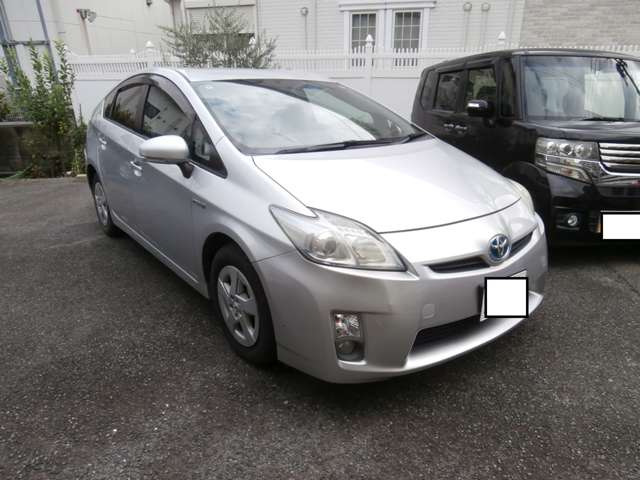 2010 Toyota Prius – thumbnail 3