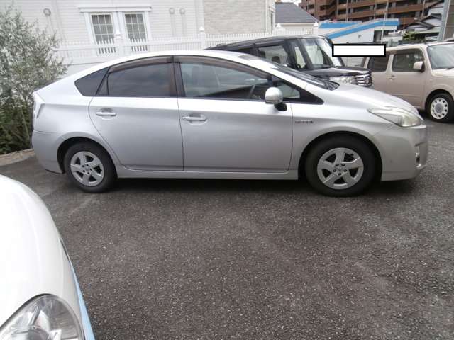 2010 Toyota Prius – thumbnail 4