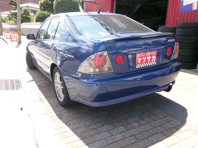 2003 Toyota Altezza – thumbnail 2