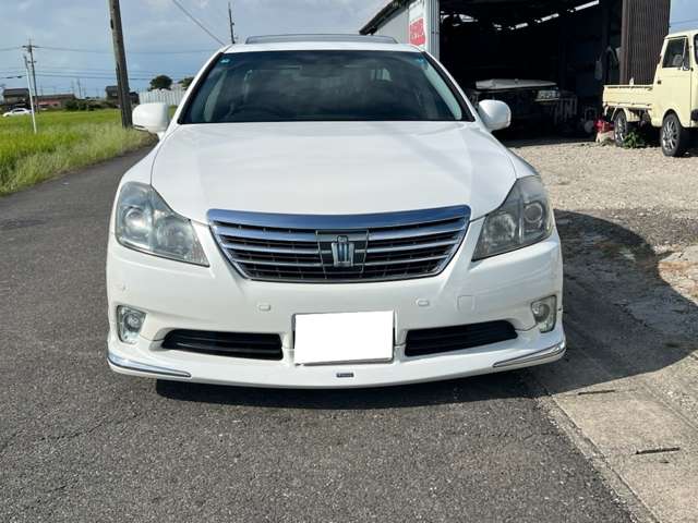 2008 Toyota Crown Hybrid – thumbnail 2