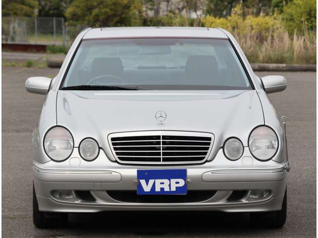 2002 Mercedes-Benz E-Class – thumbnail 2
