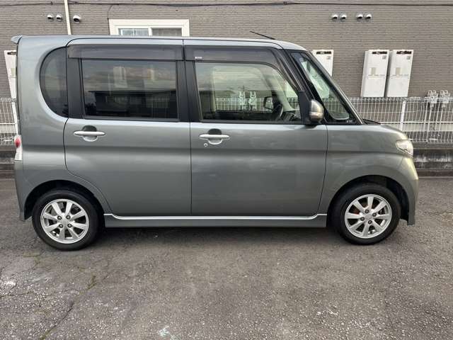 2008 Daihatsu Tanto – thumbnail 4
