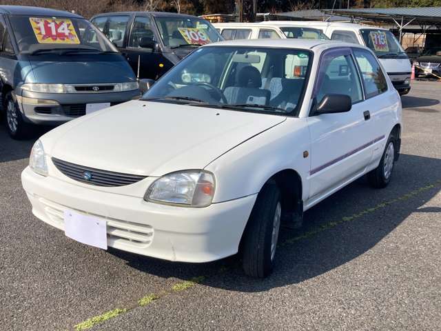 1997 Daihatsu Charade – thumbnail 3