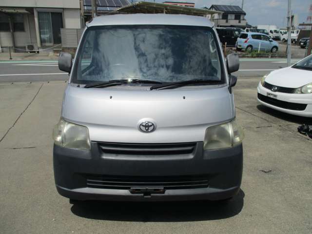 2008 Toyota TownAce Van – thumbnail 2
